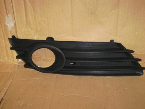 Vauxhall Astra MK5 2004-2006 New Front Bumper Fog Grille RH