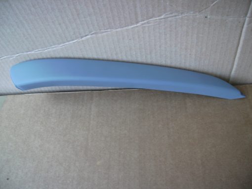 Vauxhall Astra MK5 2004-2006 New Front Bumper Moulding Primed RH