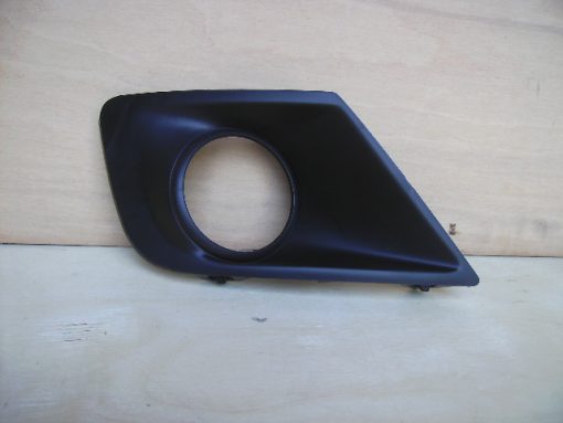 Peugeot 207 2009-2012 New Front Grille Fog Lamp Surround  RH