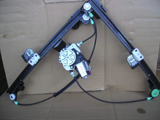 Freelander 1997-06 NEW Frt Electric Window Regulator No Mtr RH
