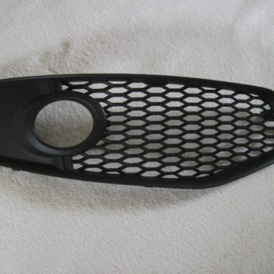 Audi A3 S3 2007-2008 New Bumper Corner Grille RH (Fog)