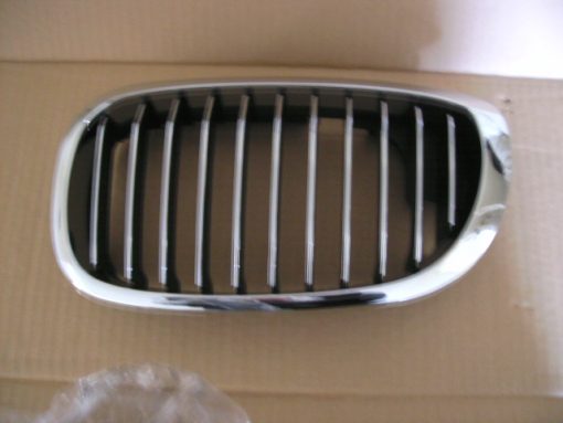 BMW E46 2003-2005 NEW Grille Coupe- LH