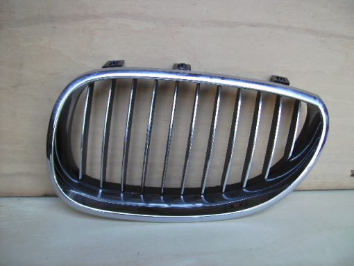BMW E60 2003-2010 NEW Grille LH