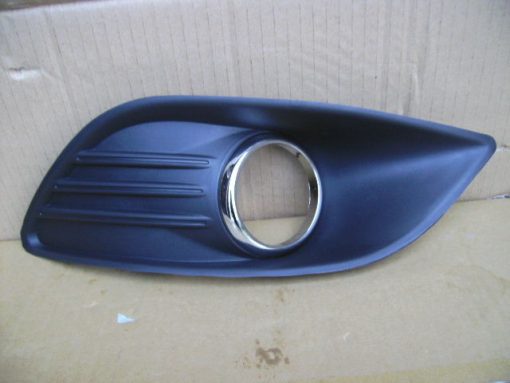 Ford Focus 2008-2010 New Front Bumper Corner Fog Grille RH