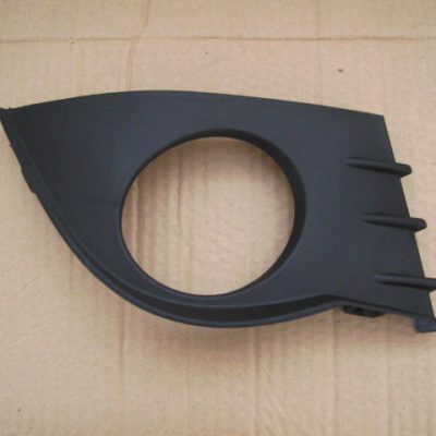 Renault Clio 2005-2009 NEW Front Bumper Grille Fog RH
