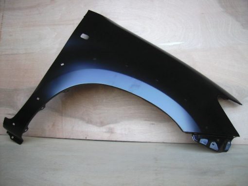 Toyota Hi-Lux 2005-2011 NEW Front Wing RH 2WD
