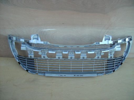 Peugeot 308 2007-On New Front Bumper Grille Silver Hatchback