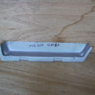 Mercedes 207-410 Bus NEW Front Door Inner Repair RH 408R