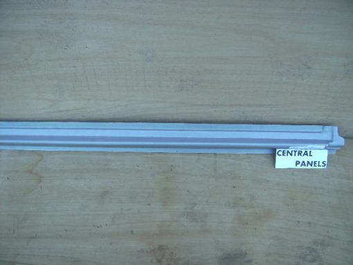 Ford Transit MK6 2000-06 NEW Sliding Door Sill RH SWB LHD