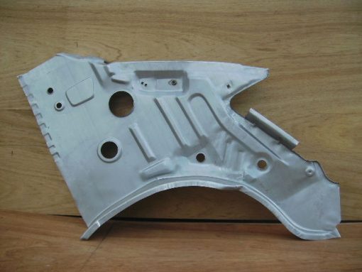 Sprinter 2000-2005 NEW Front Inner Wing RH