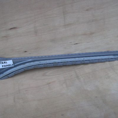 VW Transporter T4 1990-2003 New Sliding Door Inner Sill RH + Gui