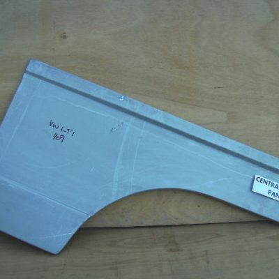 VW LT Van 1975-1996 NEW Front Door Skin Outer Lower LH 409t