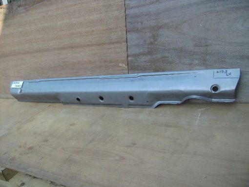Merc 200/300 W123 1976-1985 NEW Full Sill LH