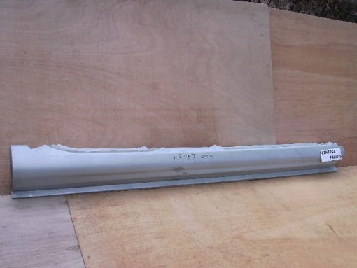 Alfa Romeo 147 2000-10 New Full Sill RH 5Dr ar147 004