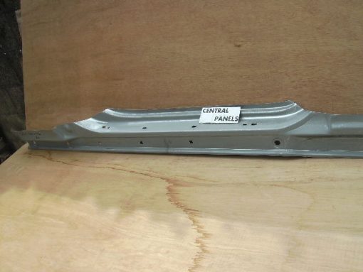 Honda CRX Del Sol 1992-97 NEW Full Sill RH 3 Dr