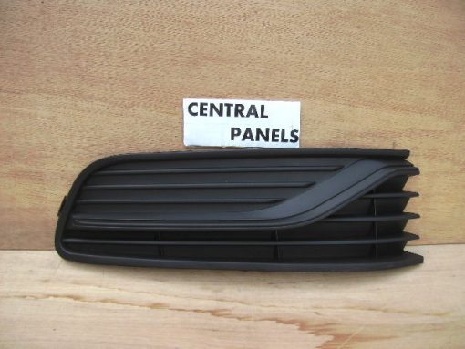 VW Polo 2014-On New Front Bumper Corner Grille RH Blank