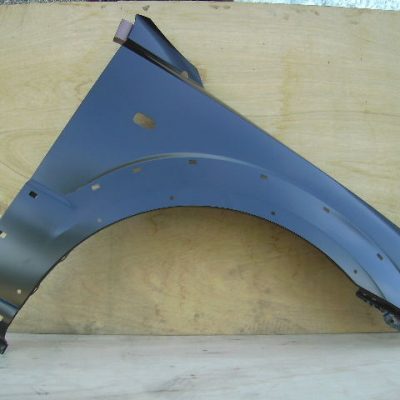 Kia Sorento 2003-2010 NEW Front Wing RH